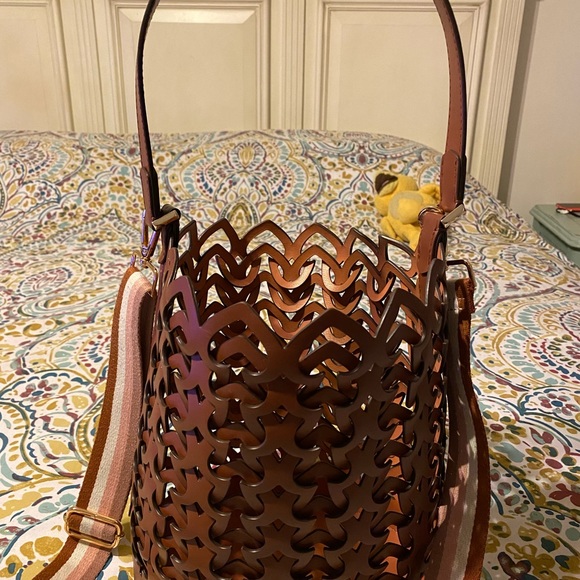 COPY - Kate Spade Dorie Bag - Picture 2 of 8